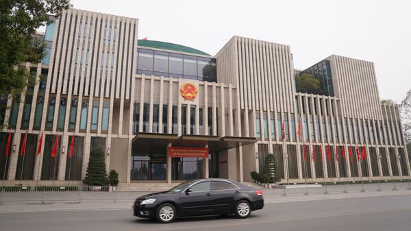 Tòa nhà Quốc hội Việt Nam được trang hoàng chào mừng Đại hội lần thứ 13 của Đảng Cộng sản Việt Nam  - Sputnik Việt Nam