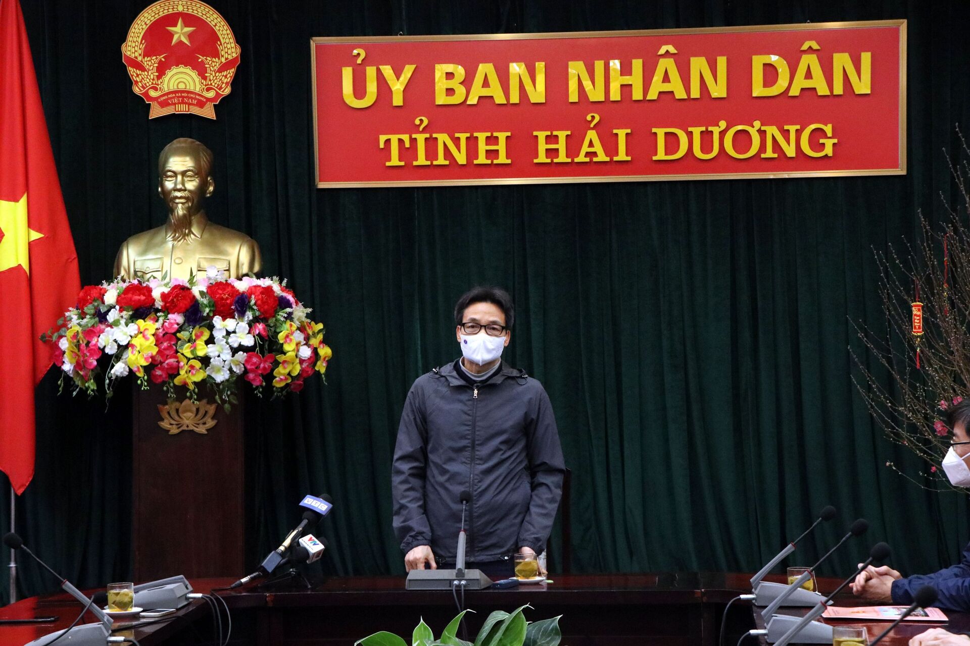 Việt Nam chính thức cấp phép nhập khẩu vaccine Covid-19 đầu tiên - Sputnik Việt Nam, 1920, 01.02.2021