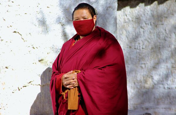 Nhà sư Tây Tạng ở thành phố Lhasa - Sputnik Việt Nam