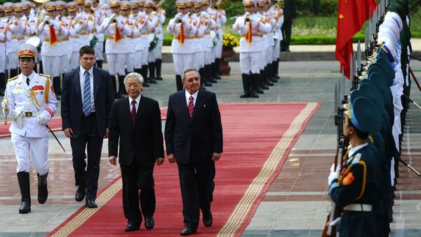 Bí thư thứ nhất Ban Chấp hành Trung ương Đảng Cộng sản Cuba (PCC) Raul Castro và Tổng Bí thư, Chủ tịch nước Nguyễn Phú Trọng - Sputnik Việt Nam