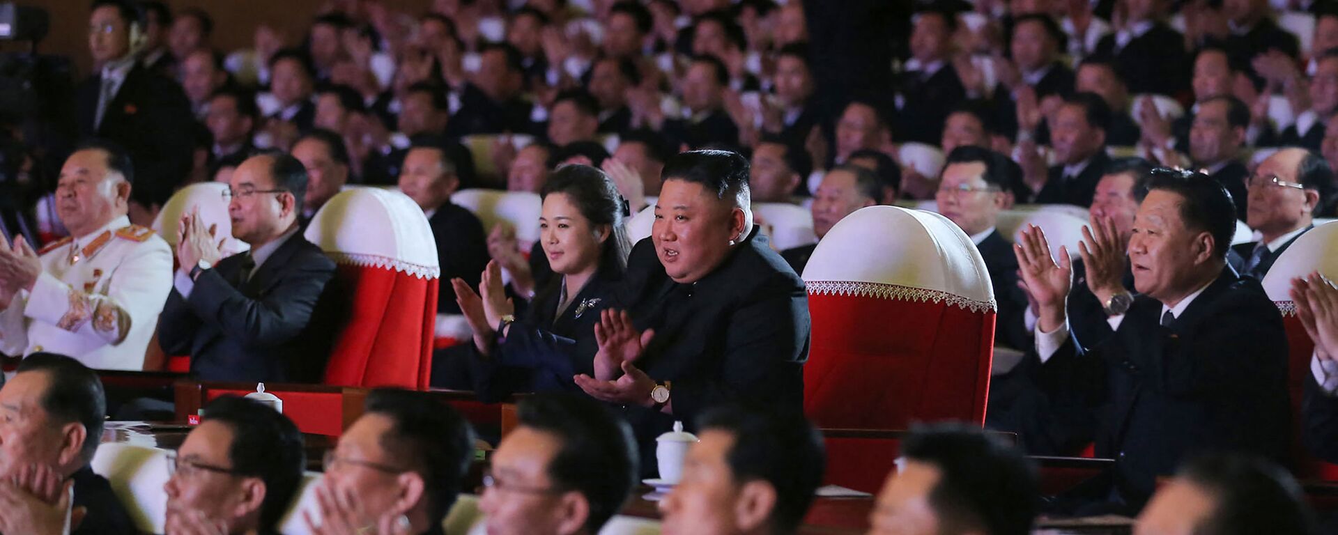 Đệ nhất phu nhân Bắc Triều Tiên lần đầu tái xuất sau cả năm vắng bóng - Sputnik Việt Nam, 1920, 17.02.2021