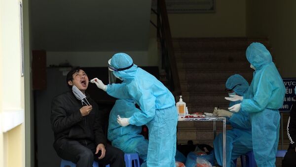 Ngày 19/2/2021, tại Trạm Y tế phường Mỗ Lao, quận Hà Đông sẽ lấy mẫu xét nghiệm khoảng 300 người. - Sputnik Việt Nam