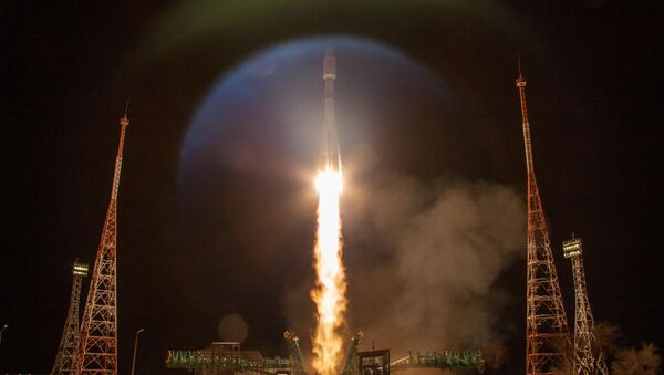 Phóng tên lửa Soyuz-2.1b với tầng đẩy Fregat từ sân bay vũ trụ Baikonur - Sputnik Việt Nam