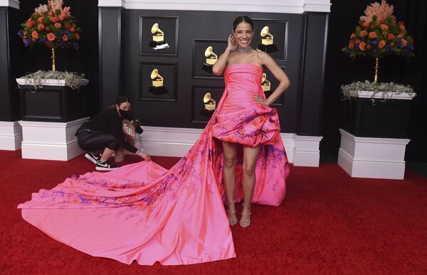 Ca sĩ người Costa Rica Debi Nova tại lễ trao giải Grammy ở Los Angeles - Sputnik Việt Nam