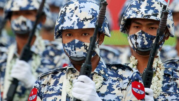 Duyệt binh kỷ niệm 76 năm ngày thành lập Lực lượng vũ trang Myanmar. - Sputnik Việt Nam