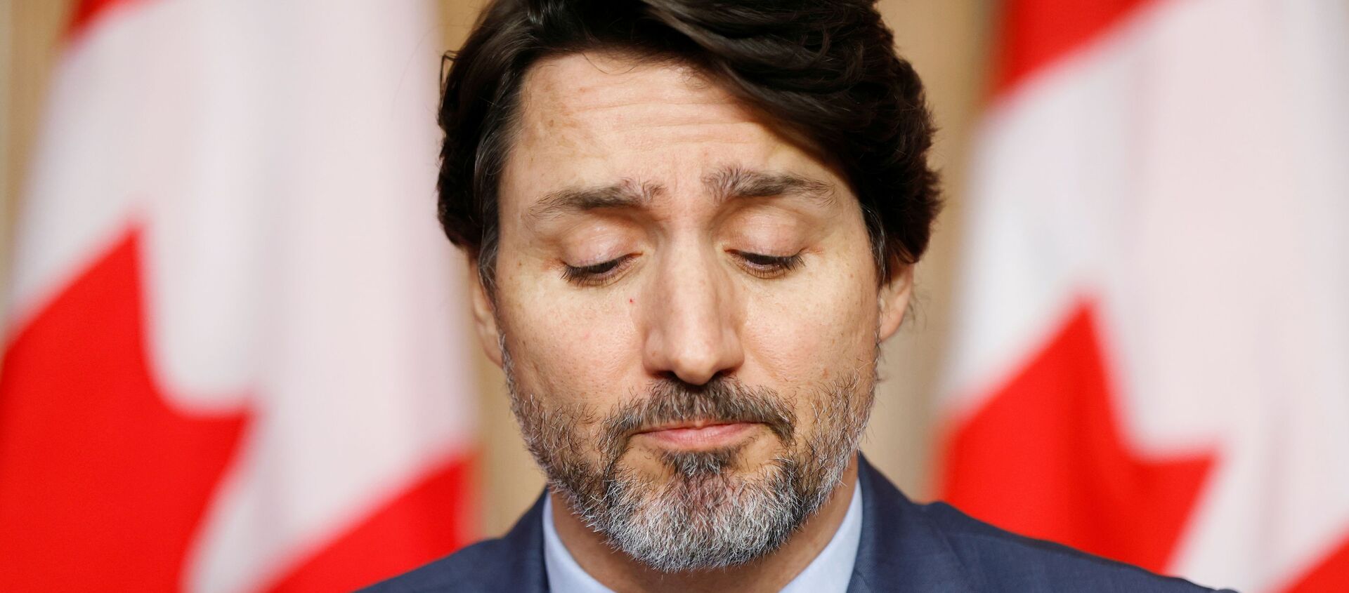 Thủ tướng Canada Justin Trudeau tham dự một cuộc họp báo, khi những nỗ lực tiếp tục giúp làm chậm sự lây lan của bệnh coronavirus (COVID-19), tại Ottawa, Ontario, Canada ngày 19 tháng 3 năm 2021 - Sputnik Việt Nam, 1920, 31.03.2021