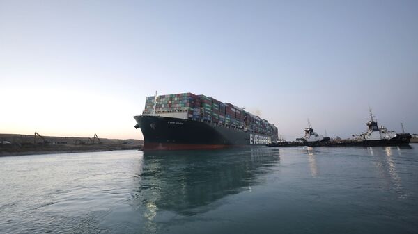 Khu vực kênh đào Suez đạt doanh thu phá kỷ lục