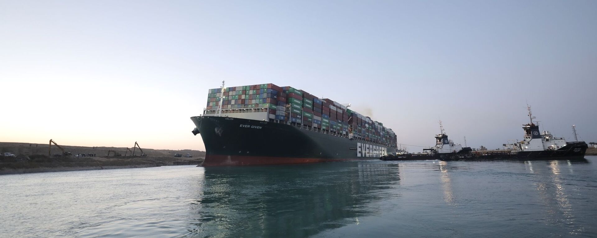 Tàu container từng được đưa vào kênh đào Suez - Sputnik Việt Nam, 1920, 03.04.2021