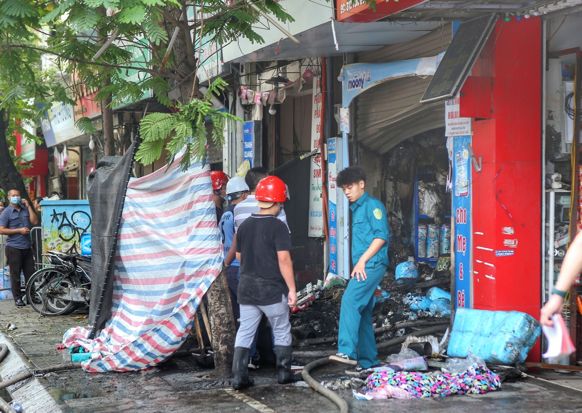 Vụ cháy cửa hàng ở Hà Nội: 3 người và 1 thai phụ thiệt mạng - Sputnik Việt Nam, 1920, 04.04.2021
