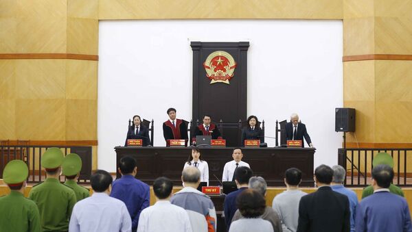 Hội đồng xét xử tuyên án. - Sputnik Việt Nam