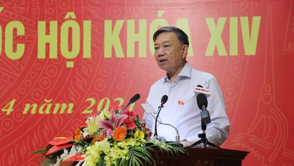 Đại tướng Tô Lâm phát biểu tại buổi tiếp xúc cử tri. - Sputnik Việt Nam