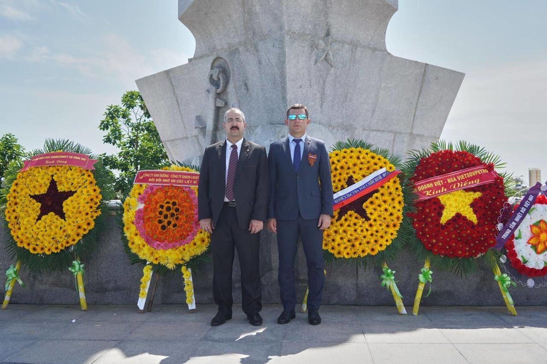 Kỷ niệm Ngày Chiến thắng, Việt Nam tôn vinh những người con của hai nước đã ngã xuống vì sự nghiệp hoà bình - Sputnik Việt Nam, 1920, 09.05.2021