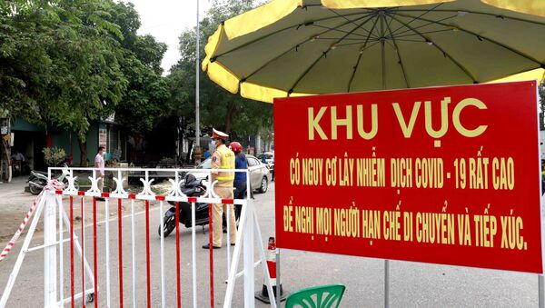 Vĩnh Phúc lập 11 chốt kiểm soát dịch COVID-19 các tuyến đường vào thành phố Vĩnh Yên - Sputnik Việt Nam