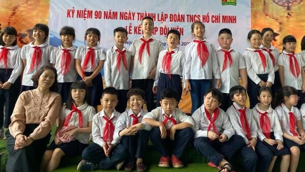 Các đội viên TNTP Hồ Chí Minh trường Tiểu học Thành Công A, Hà Nội - Sputnik Việt Nam