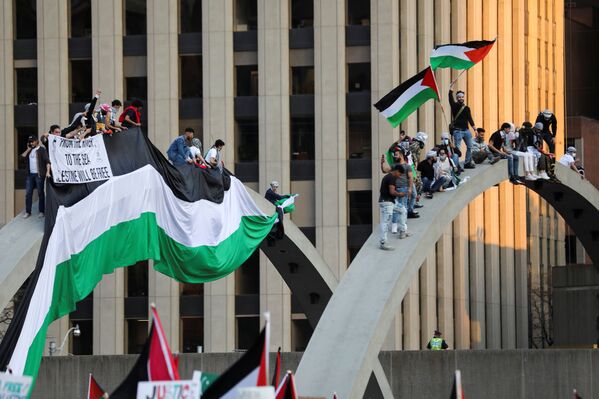 Biểu tình của những người ủng hộ Palestine ở Toronto, Canada - Sputnik Việt Nam