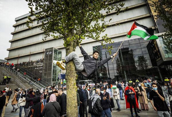 Biểu tình của những người ủng hộ Palestine ở Utrecht, Hà Lan - Sputnik Việt Nam