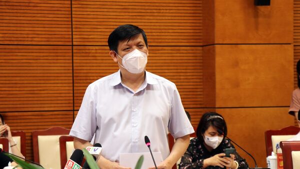Bộ trưởng Bộ Y tế Nguyễn Thanh Long phát biểu tại buổi làm việc.  - Sputnik Việt Nam