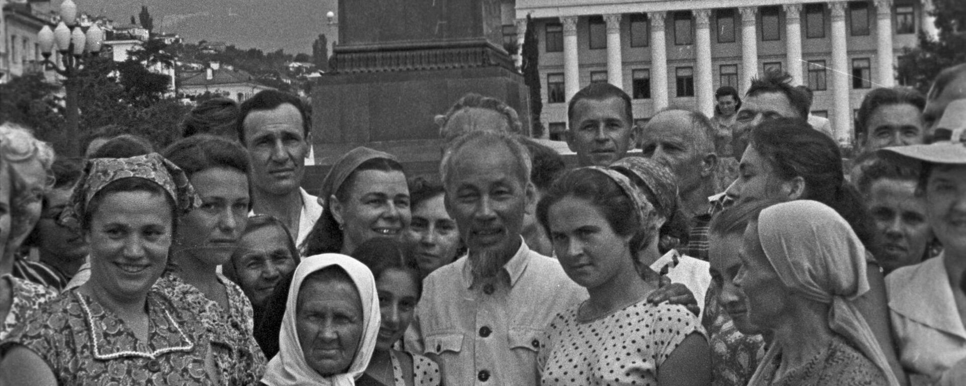 Chủ tịch Hồ Chí Minh ở Crưm. - Sputnik Việt Nam, 1920, 04.09.2023