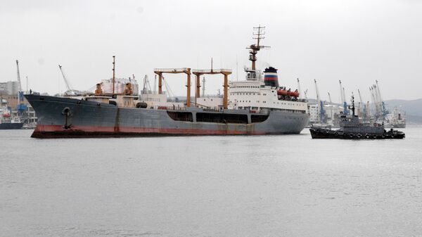 Tàu chở dầu cỡ lớn của Hạm đội Thái Bình Dương Nga Boris Butoma. - Sputnik Việt Nam