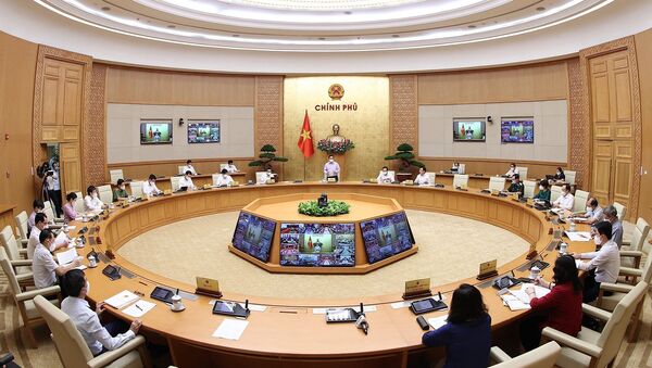 Quang cảnh Hội nghị trực tuyến toàn quốc về phòng, chống dịch COVID-19, tại điểm cầu trụ sở Chính phủ. - Sputnik Việt Nam