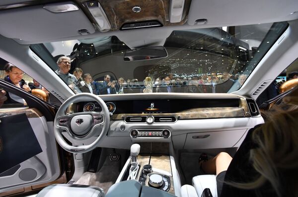 Nội thất xe Aurus tại Geneva Motor Show - Sputnik Việt Nam
