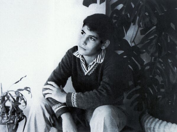Thủ tướng Israel Benjamin Netanyahu thời niên thiếu, năm 1964 - Sputnik Việt Nam