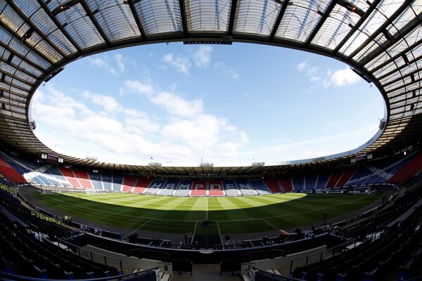 Sân vận động bóng đá Hampden Park ở Glasgow, Scotland. Nơi đây sẽ tổ chức 4 trận đấu: Scotland - CH Séc (14/6), Croatia - CH Séc (18/6), Croatia - Scotland (22/6), vòng 1/8 (29/6). - Sputnik Việt Nam