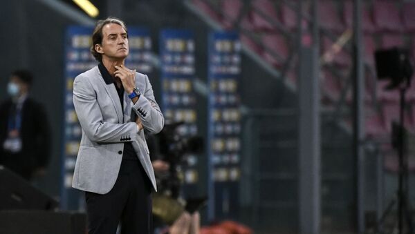 Huấn luyện viên trưởng đội tuyển quốc gia Ý Roberto Mancini - Sputnik Việt Nam