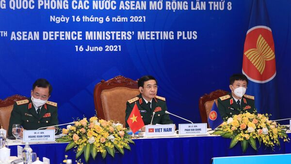 Thượng tướng Phan Văn Giang dự Hội nghị Bộ trưởng Quốc phòng các nước ASEAN mở rộng (ADMM +) lần thứ 8 - Sputnik Việt Nam