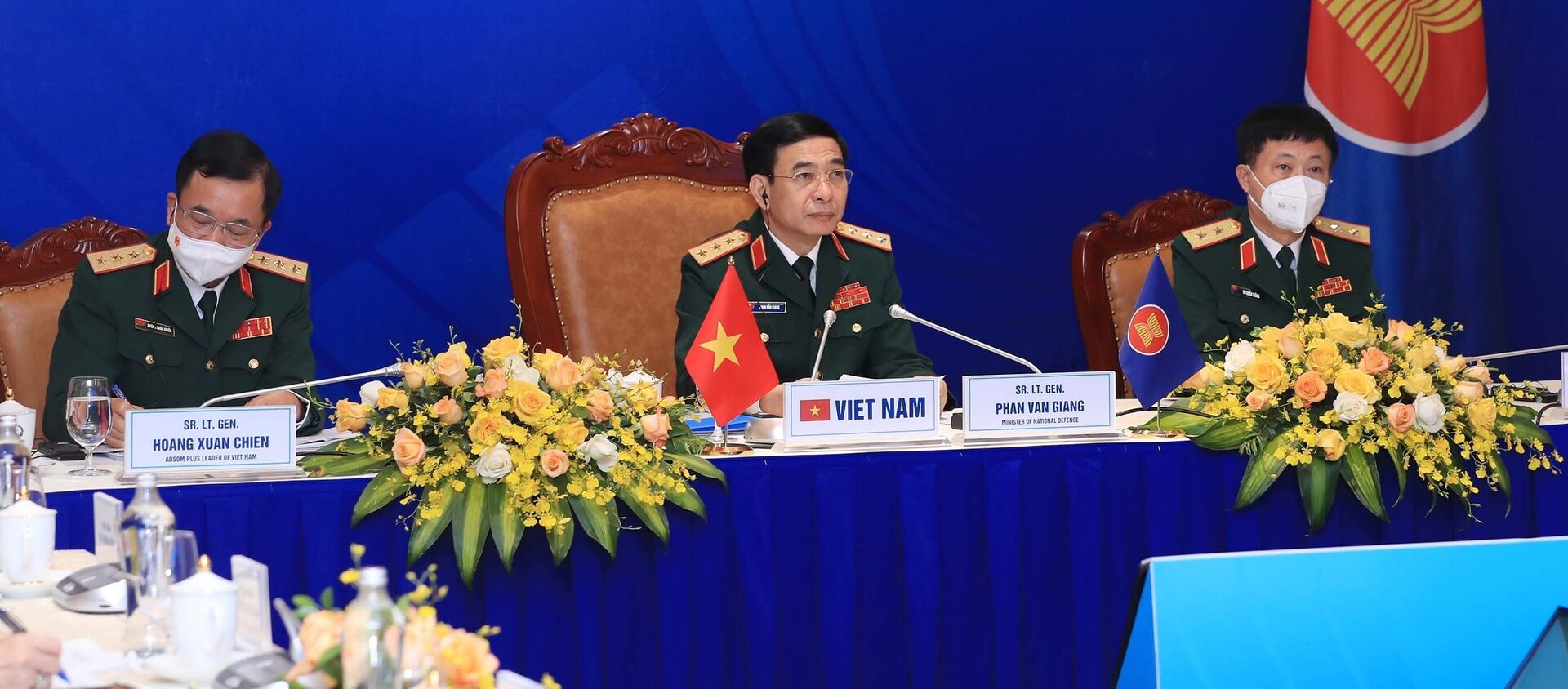 Thượng tướng Phan Văn Giang dự Hội nghị Bộ trưởng Quốc phòng các nước ASEAN mở rộng (ADMM +) lần thứ 8 - Sputnik Việt Nam, 1920, 16.06.2021