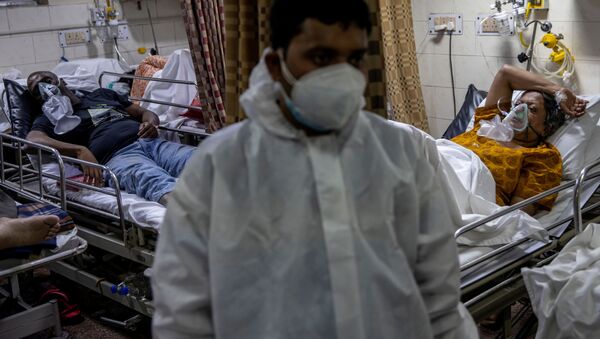 Bệnh nhân COVID-19 tại Bệnh viện ở New Delhi, Ấn Độ. - Sputnik Việt Nam