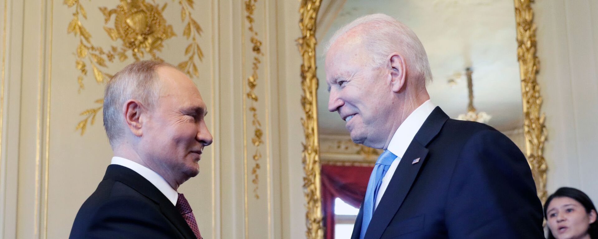 Cuộc gặp đầu tiên giữa hai vị Tổng thống Putin và Biden tại Geneva. - Sputnik Việt Nam, 1920, 21.06.2021