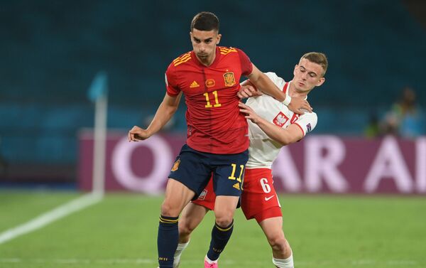 Trận đấu vòng bảng giữa đội tuyển Tây Ban Nha và đội tuyển Ba Lan tại EURO 2020 - Sputnik Việt Nam