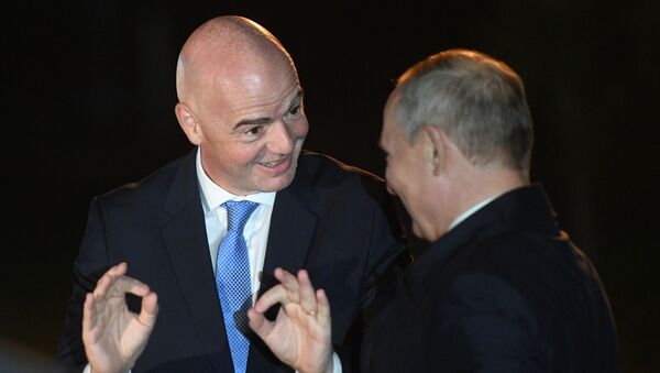 Tổng thống Nga Vladimir Putin gặp Chủ tịch FIFA Gianni Infantino - Sputnik Việt Nam