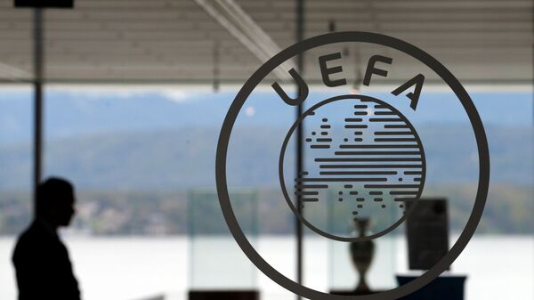 Logo UEFA tại trụ sở của tổ chức ở Thụy Sĩ - Sputnik Việt Nam