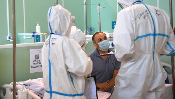 Điều trị bệnh nhân bị COVID-19 trong bệnh viện dự bị tại VDNKh - Sputnik Việt Nam