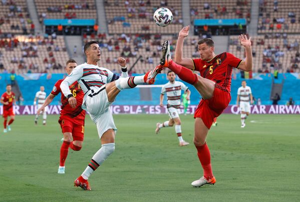 Các cầu thủ Bồ Đào Nha và Bỉ trong trận đấu UEFA EURO 2020 - Sputnik Việt Nam
