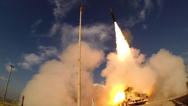 Vụ phóng thử nghiệm hệ thống chống tên lửa Khets-3 (Strela-3) ở Israel. - Sputnik Việt Nam