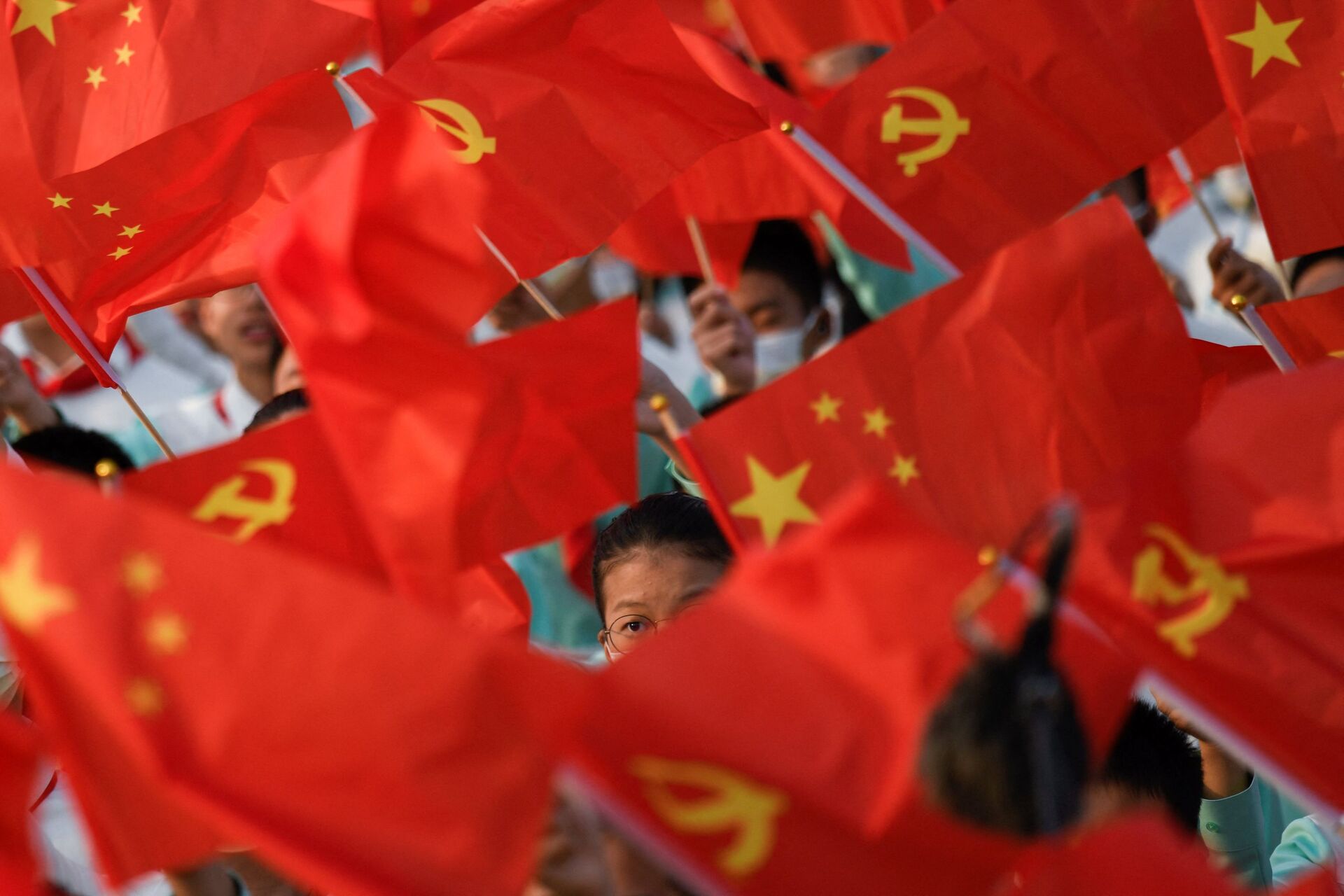 Những người tham dự lễ kỷ niệm 100 năm thành lập Đảng Cộng sản Trung Quốc ở Bắc Kinh - Sputnik Việt Nam, 1920, 20.11.2021