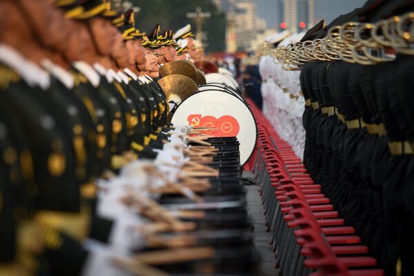 Ban nhạc quân đội tại lễ kỷ niệm 100 năm thành lập Đảng Cộng sản Trung Quốc ở Bắc Kinh - Sputnik Việt Nam