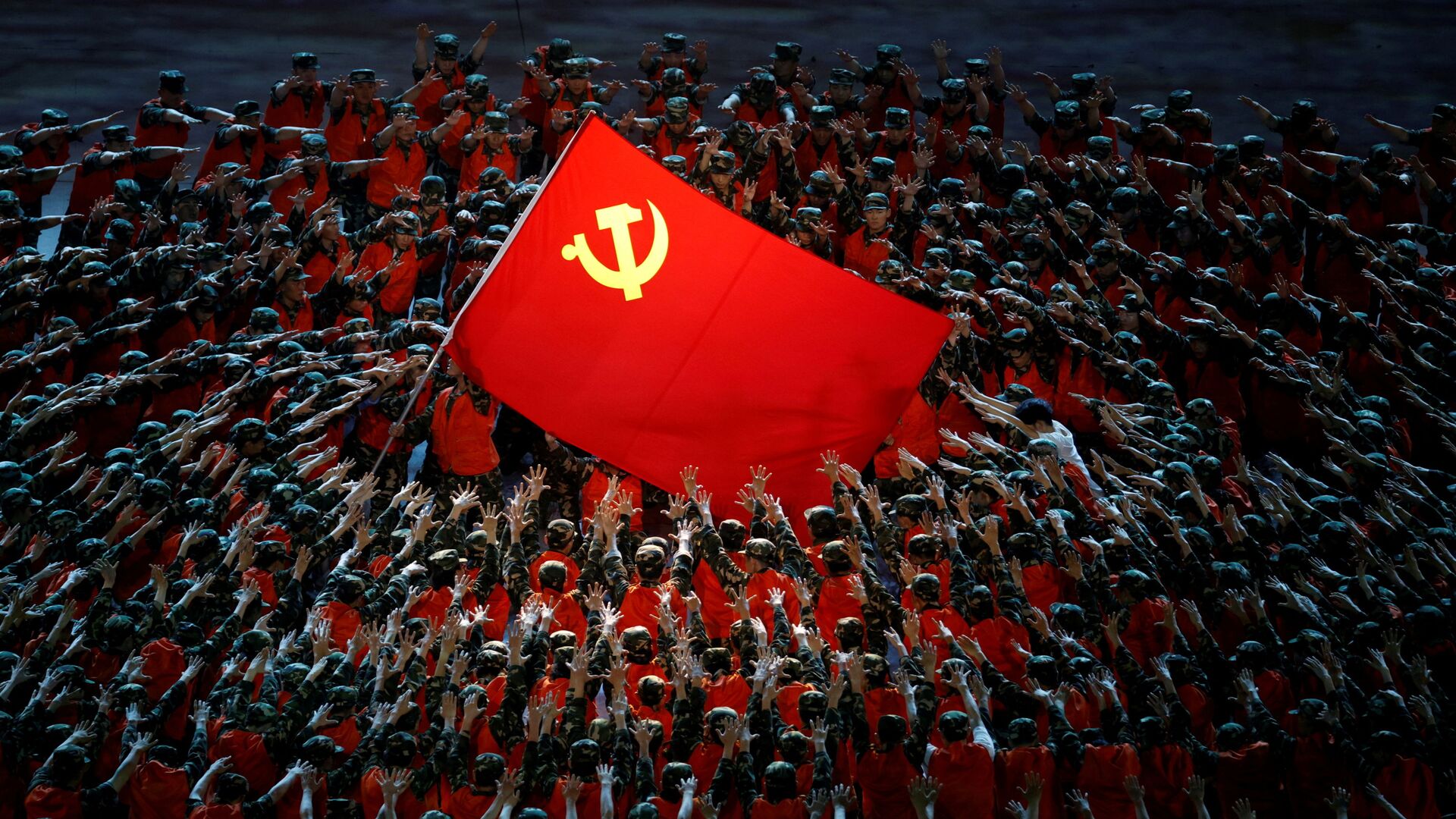 Buổi biểu diễn kỷ niệm 100 năm Đảng Cộng sản Trung Quốc tại Bắc Kinh - Sputnik Việt Nam, 1920, 27.12.2021