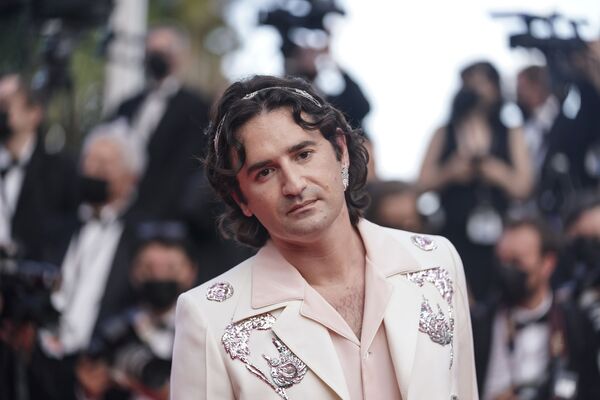 Nam diễn viên Nicolas Maury khai mạc Liên hoan phim Cannes lần thứ 74 - Sputnik Việt Nam
