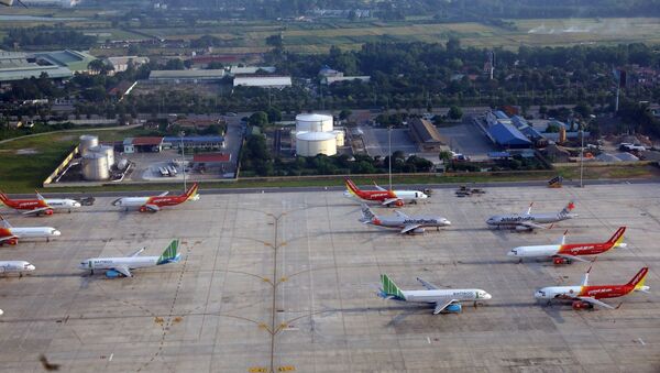 Sản lượng khách giảm, nhiều máy bay nằm dài tại sân bay Nội Bài - Sputnik Việt Nam