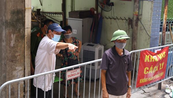 Hà Nội: Nhanh chóng khoanh vùng, truy vết các trường hợp có liên quan đến ca mắc COVID-19 mới - Sputnik Việt Nam