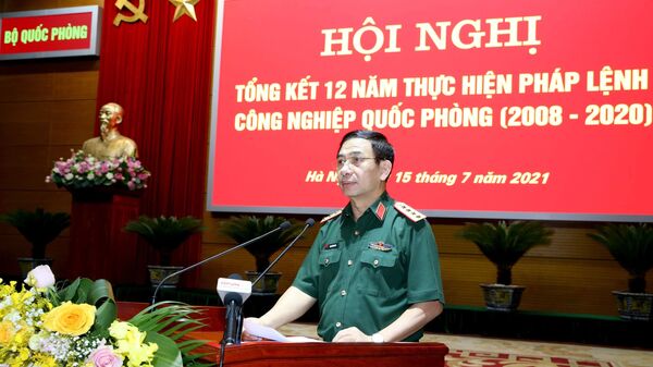 Đại tướng Phan Văn Giang, Ủy viên Bộ Chính trị, Phó Bí thư Quân ủy Trung ương, Bộ trưởng Bộ Quốc phòng phát biểu tại hội nghị.  - Sputnik Việt Nam
