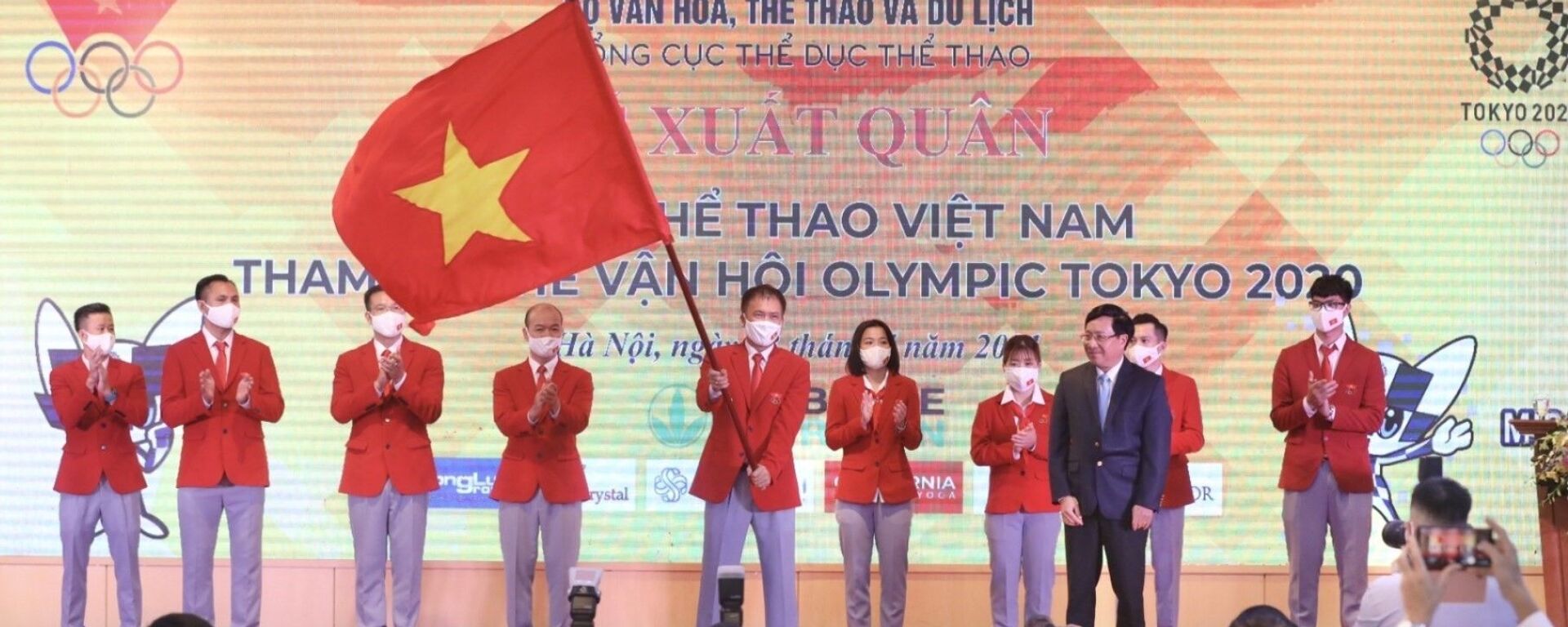 Phó Thủ tướng Phạm Bình Minh trao cờ Tổ quốc cho Đoàn Thể thao Việt Nam tham dự Olympic Tokyo 2020. - Sputnik Việt Nam, 1920, 21.07.2021