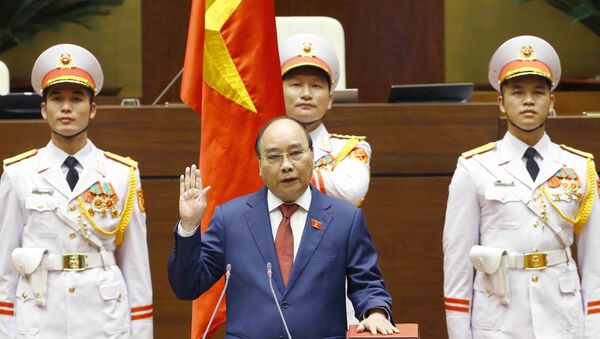 Đồng chí Nguyễn Xuân Phúc nhậm chức Chủ tịch nước Cộng hòa Xã hội chủ nghĩa Việt Nam - Sputnik Việt Nam