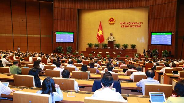 Quốc hội thông qua Nghị quyết về Kế hoạch phát triển kinh tế - xã hội 5 năm 2021-2025 - Sputnik Việt Nam