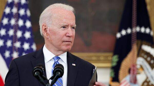 Tổng thống Biden gọi nữ nhà báo là cơn đau đầu sau câu hỏi về việc tiêm chủng - Sputnik Việt Nam