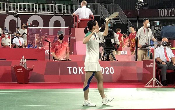 Olympic Tokyo 2020: Tay vợt Thùy Linh giành thắng lợi trong trận mở màn. - Sputnik Việt Nam